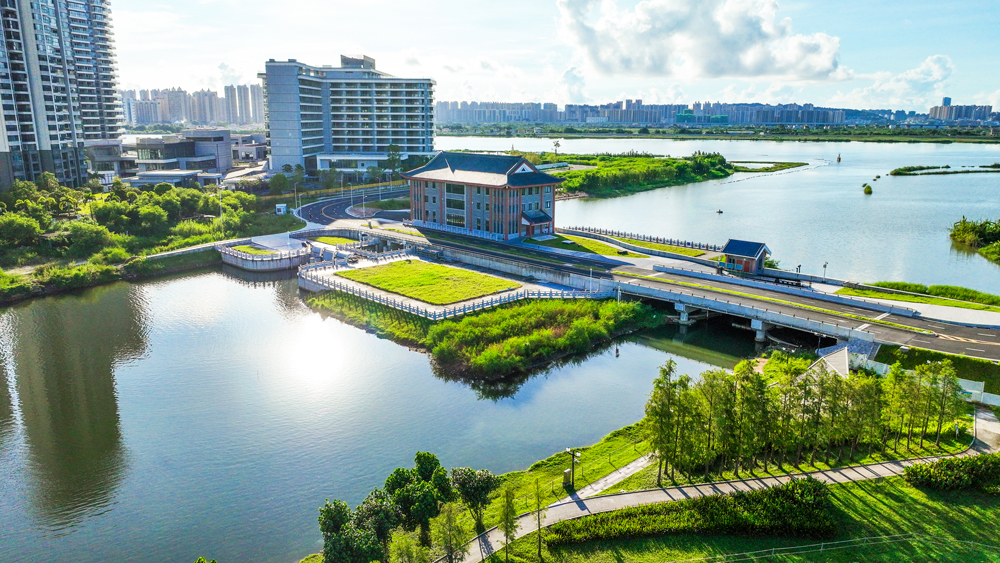 项目建成后，将形成自然生态优美、文化特色鲜明、人文活力充沛的滨水湿地景观带，进一步拓宽公众休闲度假生态空间，产生显著的社会、经济及生态环境综合效益。