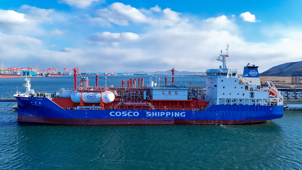 此次全国首次绿色LNG加注由中石化中海燃供、大连海能及安徽万博能源共同完成，不仅是中国航运业在绿色替代燃料应用上的重要突破，也是中石化中海燃供继生物燃料油、绿色甲醇、绿氨之后在绿色燃料创新领域的又一次迈进。