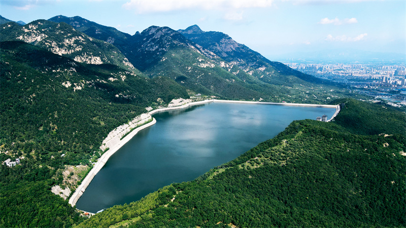 国网新源山东泰山抽水蓄能有限公司泰安一期上水库.jpg 国网新源山东泰山抽水蓄能有限公司泰安一期上水库.jpg