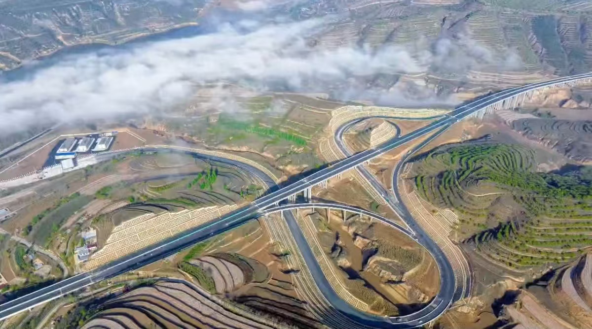 彭阳互通.jpg 彭阳互通.jpg